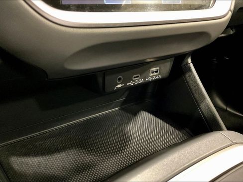 Used 2024 Subaru Crosstrek 2.0i Premium image 16
