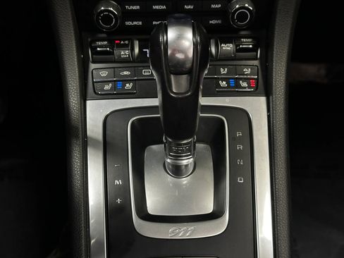 Used 2019 Porsche 911 Carrera image 39