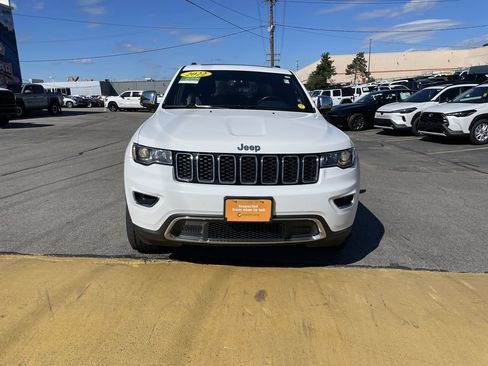 Used 2022 Jeep Grand Cherokee Limited AWD/4WD image 5
