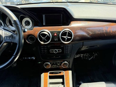 Used 2013 Mercedes-Benz GLK 350 4MATIC image 18