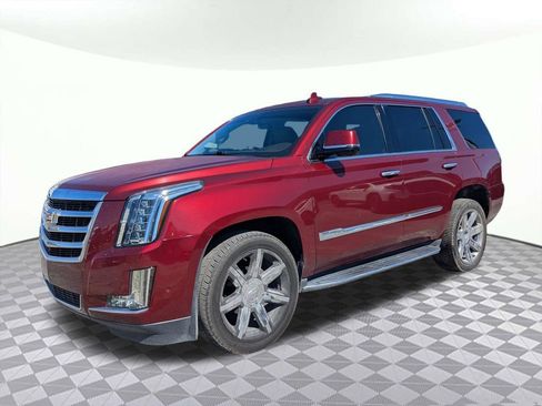 Used 2017 Cadillac Escalade Luxury image 7
