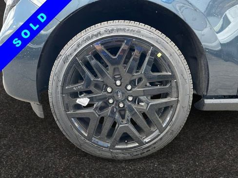 New 2026 Ford Expedition Platinum w/ Stealth Performance Package AWD/4WD image 14