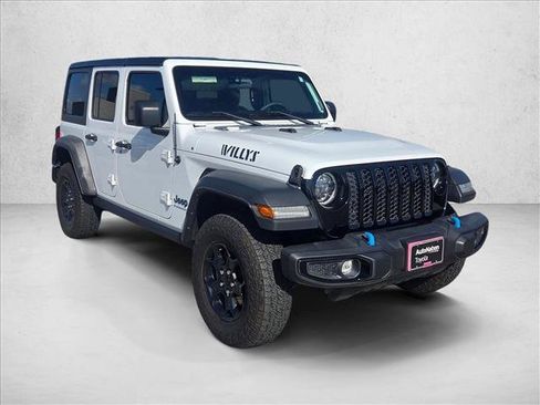 Used 2023 Jeep Wrangler Unlimited AWD/4WD image 3
