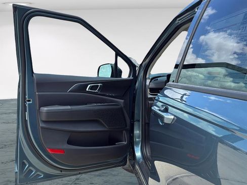 New 2026 Kia Carnival SX FWD image 20