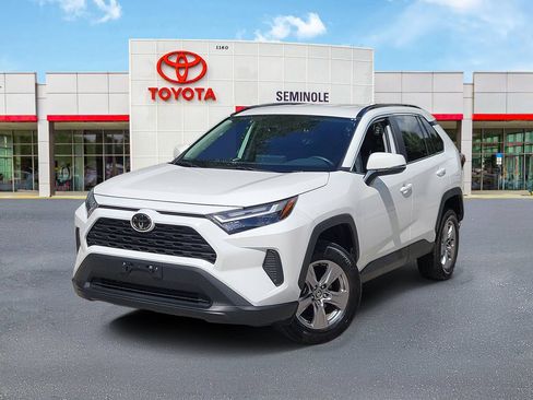 Used 2025 Toyota RAV4 XLE FWD image 1