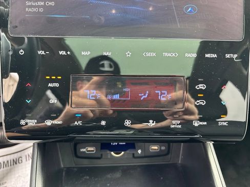 Certified 2024 Hyundai Tucson SEL AWD/4WD image 33