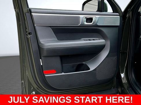 Used 2025 Hyundai Santa Fe SEL FWD image 23