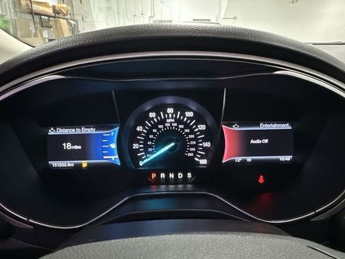 Used 2016 Ford Fusion SE FWD image 14