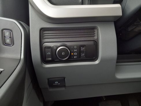 New 2026 Ford F250 XLT image 22