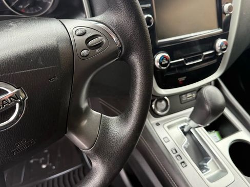 Used 2020 Nissan Murano S w/ Technology Package image 18