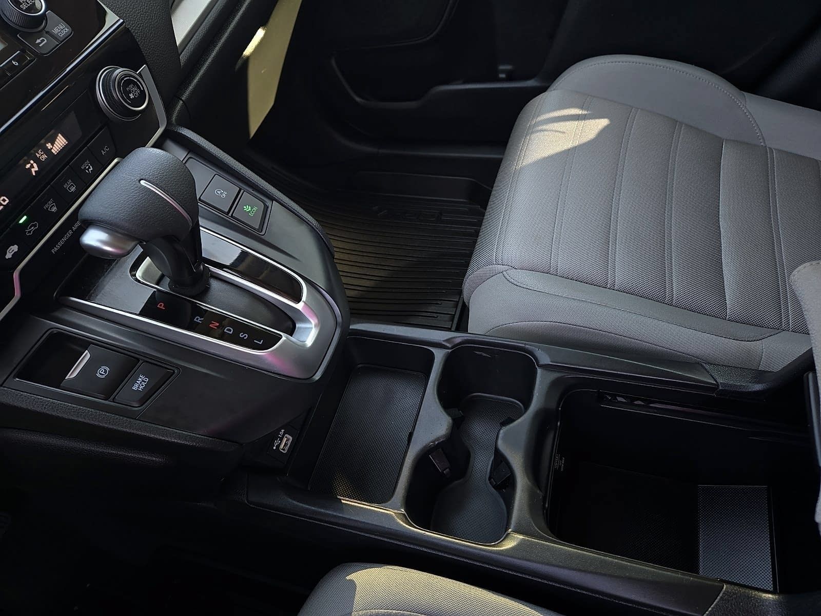 Used 2020 Honda CR-V LX image 21