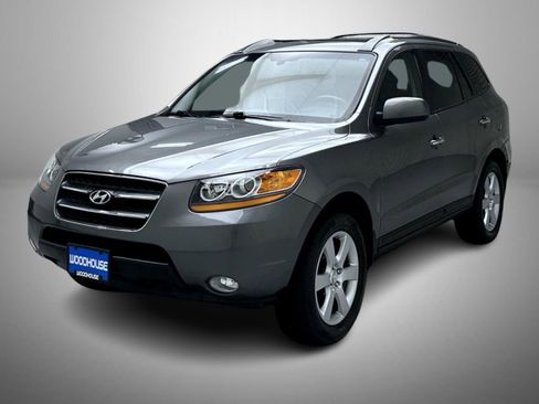 Used 2009 Hyundai Santa Fe Limited FWD image 1