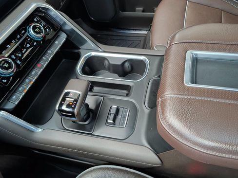 Used 2022 GMC Sierra 1500 Denali AWD/4WD image 25