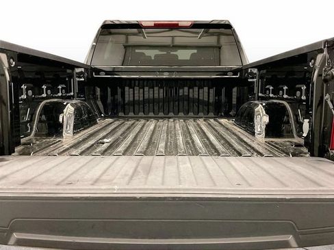 Used 2020 Chevrolet Silverado 1500 Custom w/ Custom Value Package AWD/4WD image 32
