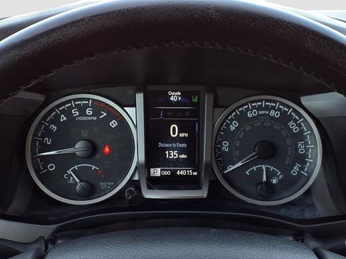 Used 2023 Toyota Tacoma SR5 w/ Technology Package image 29