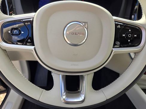 New 2026 Volvo XC60 B5 Ultra w/ Protection Package Premier image 25