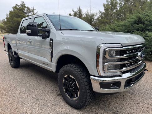 New 2026 Ford F250 Lariat image 10