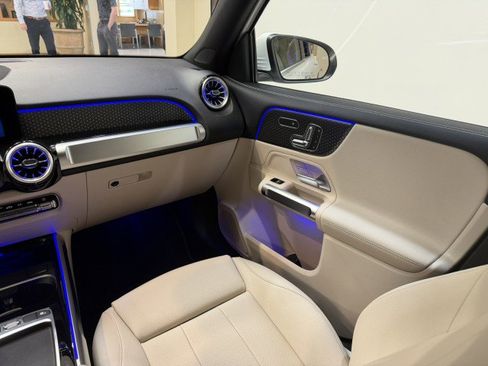 Certified 2025 Mercedes-Benz GLB 250 image 10