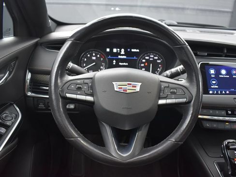 Used 2023 Cadillac XT4 Sport AWD/4WD image 9