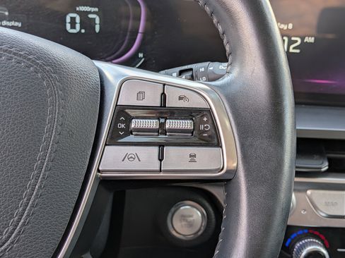 Used 2025 Kia Telluride S AWD/4WD image 28