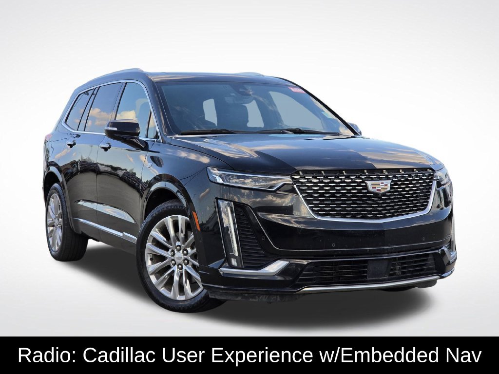 Used 2023 Cadillac XT6 Premium Luxury w/ Technology Package FWD image 3