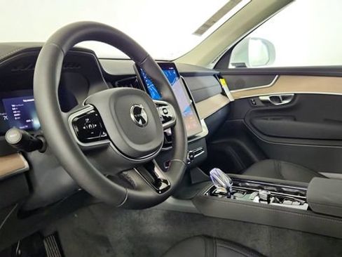 New 2026 Volvo XC90 T8 Core w/ Protection Package Premier AWD/4WD image 12