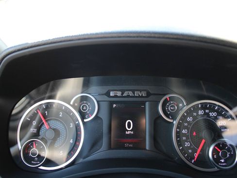 New 2026 RAM 3500 Tradesman AWD/4WD image 17