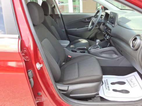 Used 2022 Hyundai Kona SEL AWD/4WD image 32