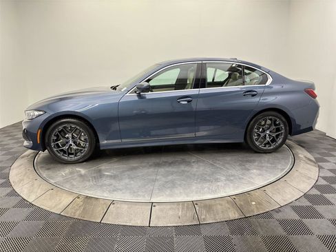 Used 2025 BMW 330i xDrive Sedan w/ Parking Assistance Package image 16