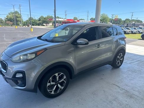 Used 2020 Kia Sportage LX w/ LX Popular Package AWD/4WD image 8