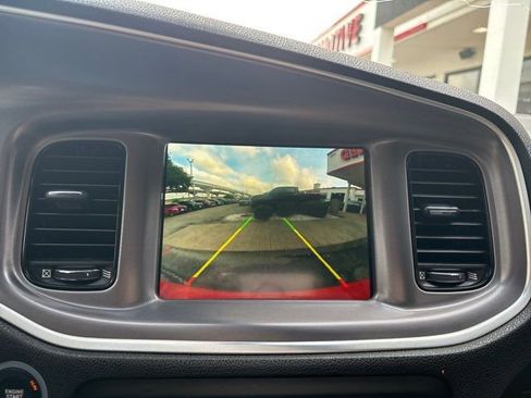 Used 2019 Dodge Charger GT w/ Blacktop Package image 18