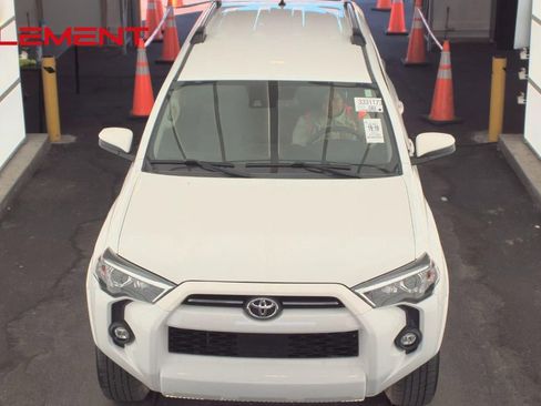 Used 2022 Toyota 4Runner SR5 image 2