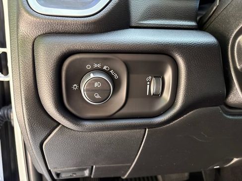 Used 2026 RAM 2500 Big Horn AWD/4WD image 18