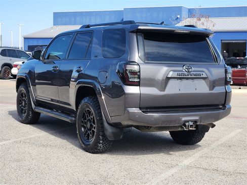 Used 2015 Toyota 4Runner 4WD image 4