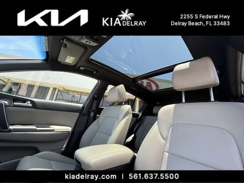 Used 2022 Kia Sportage Nightfall Edition AWD/4WD image 17