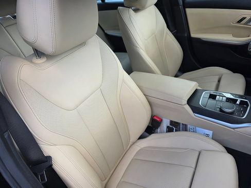 Certified 2024 BMW 330i Sedan w/ Convenience Package RWD image 29