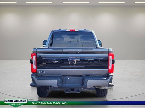 Used 2026 Ford F250 Platinum AWD/4WD image 5