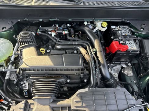 New 2025 Ford Maverick XLT w/ XLT Luxury Package image 15