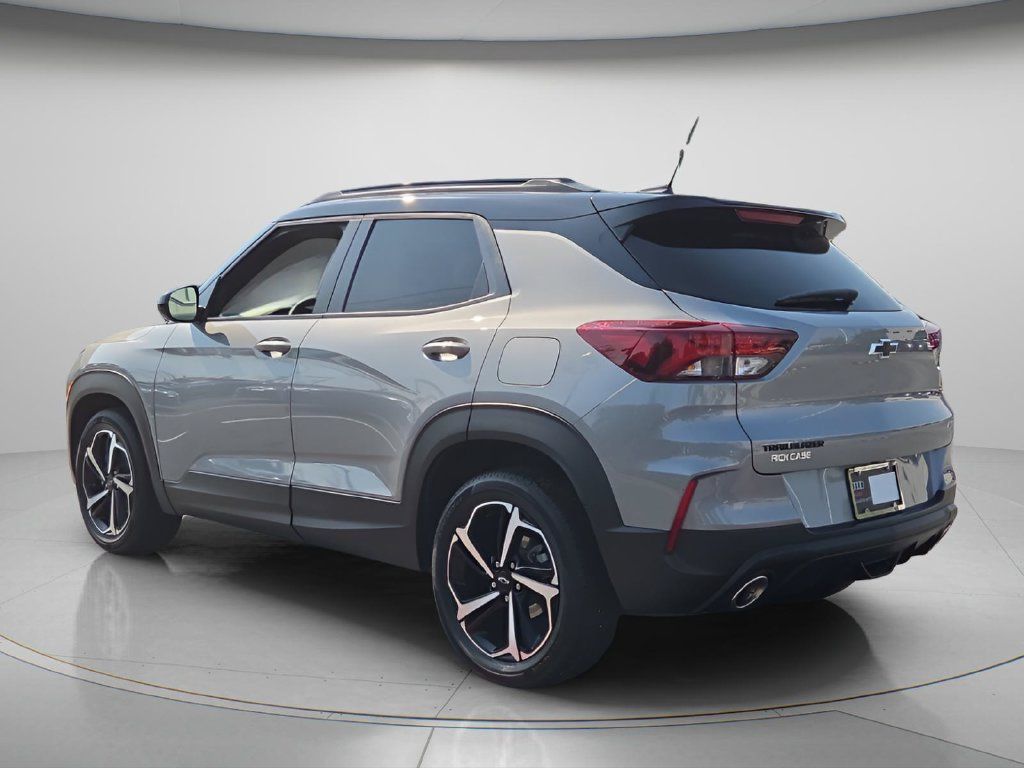 Used 2023 Chevrolet TrailBlazer RS w/ Convenience Package FWD image 6