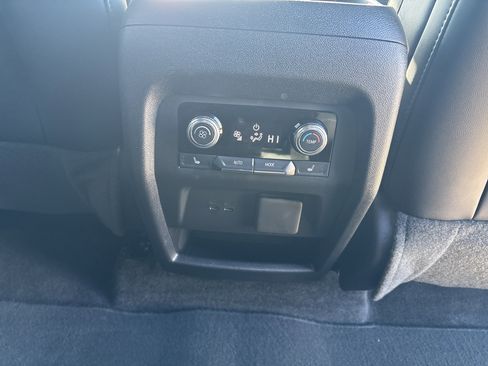 New 2025 GMC Acadia Elevation w/ Elevation Premium Package image 17