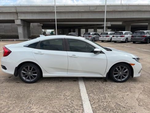 Used 2019 Honda Civic EX image 6