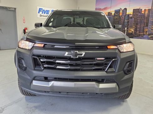 Used 2025 Chevrolet Colorado Trail Boss image 2
