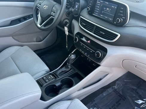 Used 2019 Hyundai Tucson SE w/ Cargo Package FWD image 16