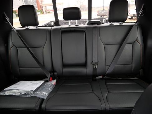 New 2026 Ford F250 Lariat w/ Black Appearance Package AWD/4WD image 27
