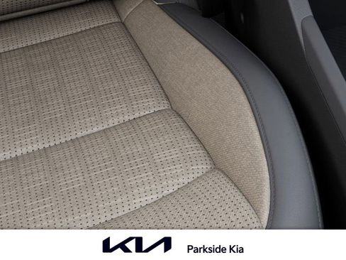 New 2026 Kia Niro SX image 24