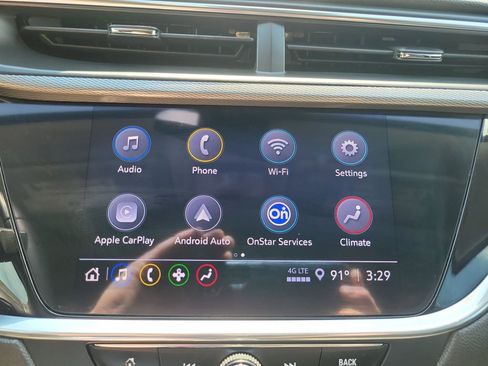 Used 2021 Buick Encore GX Select w/ Sport Touring Package FWD image 27