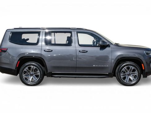 Used 2022 Jeep Wagoneer Series III w/ Convenience Group I image 6