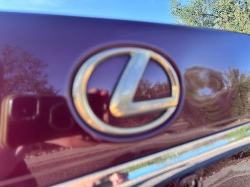 Used 2008 Lexus LS 460 L w/ Preferred Accessory Pkg RWD image 9