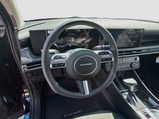 New 2026 Hyundai Tucson SE FWD image 11