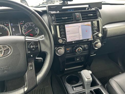 Certified 2021 Toyota 4Runner TRD Off-Road Premium w/ Moonroof Package AWD/4WD image 19